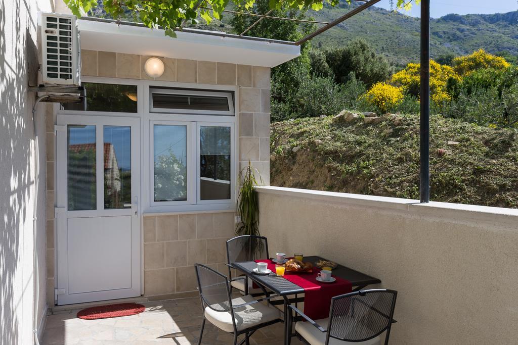 Apartments Olive Mlini Exterior photo
